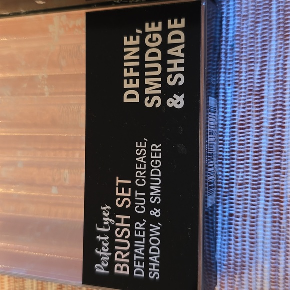 JAPONESQUE BRAND WOMEN'S MAKEUP ACCESSORIES BUNDLE OF 4 ITEMS - Picture 6 of 12